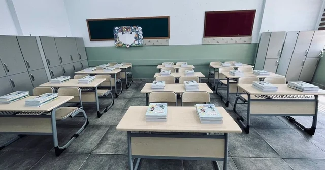 Düzce de ücretsiz olarak 1 milyon 118 bin 604 adet verilecek Ücretsiz ders kitapları sıralardaki yerini almaya başladı Düzce Haberleri Habertürk Yerel Haberler