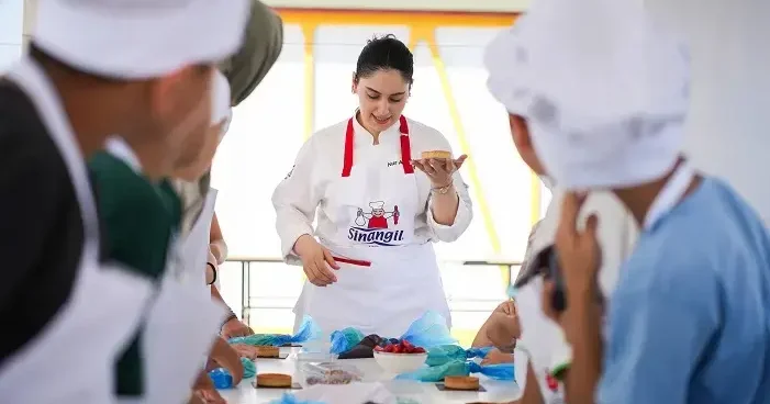 Sinangil ve Kalben Derneği, çocukları pastacılık atölyesinde buluşturdu
