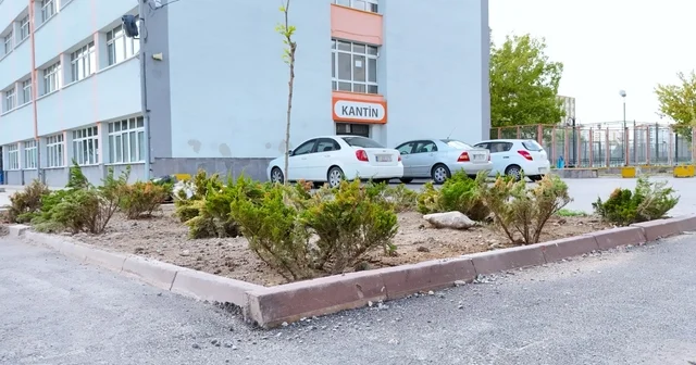 Büyükşehirden eğitime yeşil dokunuş: 3 okulun çehresi değişti Kayseri Haberleri Habertürk Yerel Haberler