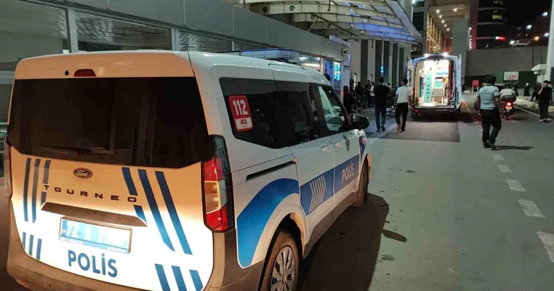 Kozluk ta Epilepsi Nöbeti: 16 Yaşındaki Çocuk 8. Kattan Düşerek Öldü