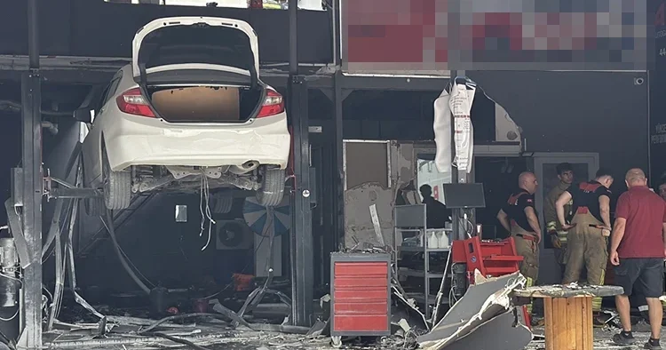 LPG li araç tamirinde patlama: 2 yaralı