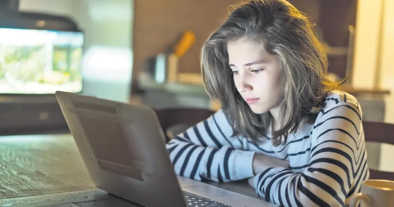 Youtube’da özür çetesi türedi