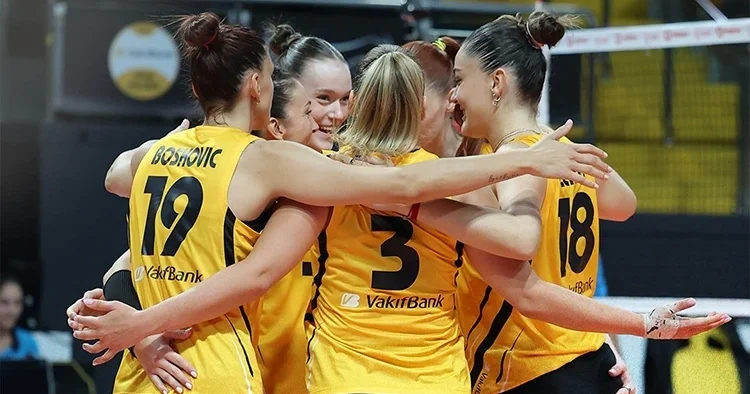 VakıfBank sezona galibiyetle başladı!