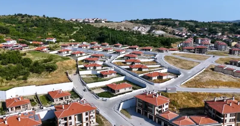 Kütahya da kentsel dönüşüm sevinci: Bakan Kurum paylaştı: Şuna bakmaya doyamazsın