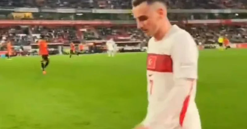 Türk taraftar Kerem Aktürkoğlu na patladı: Lan seni...