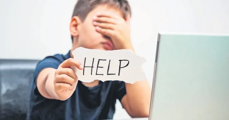 SON DAKİKA…. Dijital eşkıyalar çocukların peşinde! Şimdi de YouTube’da özür çetesi türedi: Tehdit şantaj korku…