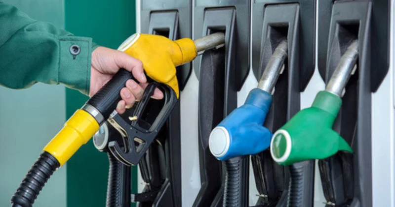 Motorin indirim son dakika: 3 Ekim benzin, motorin ve LPG’nin litresi kaç TL oldu? Ankara, İzmir, İstanbul akaryakıt fiyatları