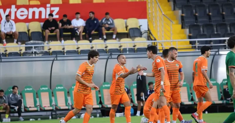 Alanyaspor Amed e gol yağdırdı!