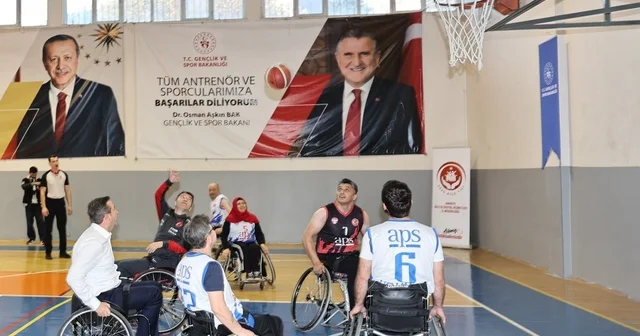 Amasya da protokol ile ampute basketbol takımı maç yaptı Amasya Haberleri