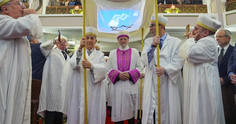 Hahambaşı David Sivi için İstanbul da tören düzenlendi
