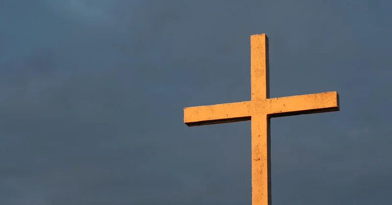 Hırvatistan da Müslüman göçmen bana saldırdı diyen rahibenin kendini yaraladığı ortaya çıktı