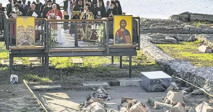 MEVLÜT TEZEL Papa fırsatçıları!