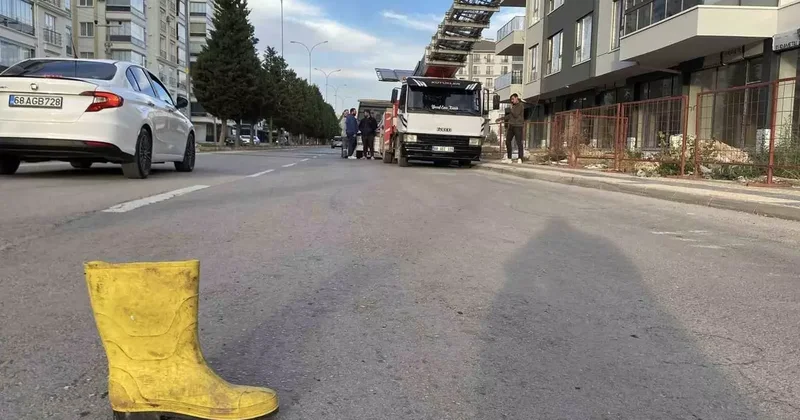 Aksaray’da sarı çizmeli yol güvenliği