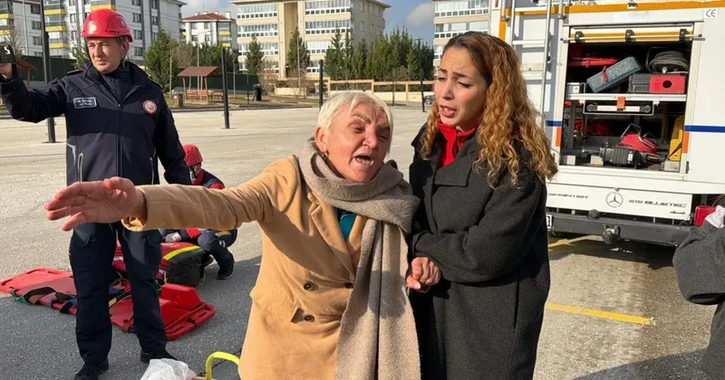 Gazetecilere bağırdı, saldırmaya kalktı! Gerçek çok farklı çıktı