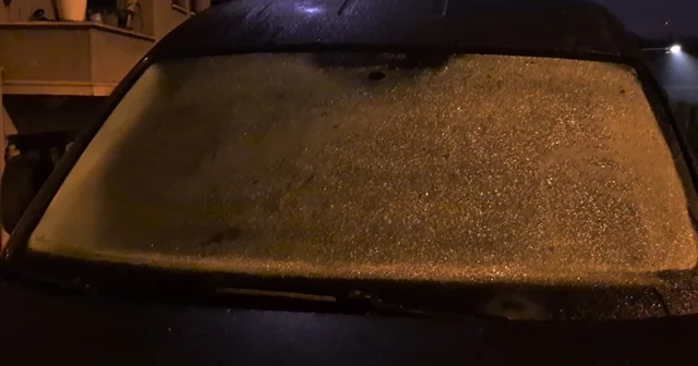 Bartın da sıcaklık 4 dereceye kadar düştü araç camları buz tuttu Bartın Haberleri