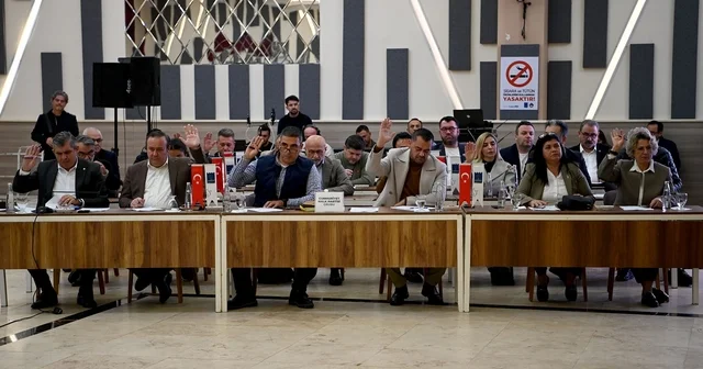 Kuşadası Belediye Meclisi yılın son toplantısını yaptı Aydın Haberleri