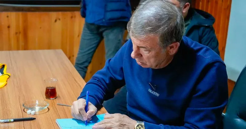 Tanju Çolak tesislere gidip kitabını tanıttı