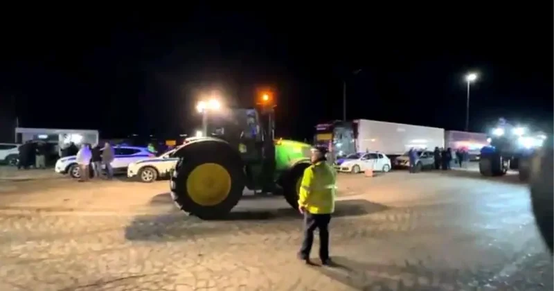 Yunan Çiftçilerin Eylemi Sınır Geçişlerini Durdurdu