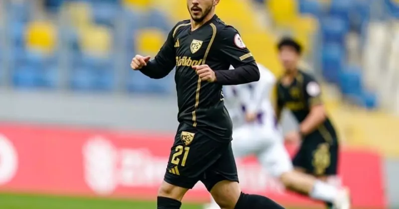 Herkesi üzen sakatlık! Süper Lig in 2003 lü oyuncusunun çarpraz bağı koptu