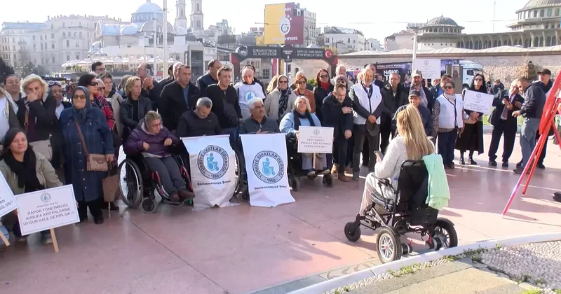 3 Aralık Engelliler Günü nedeniyle Taksim’de tören düzenlendi