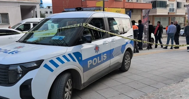 Önce komşusu anne ve oğlunu, ardından büfeciyi öldürdü; vurularak yakalandı Mersin Haberleri