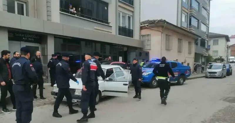 Tokat ta dur ihtarına uymayarak jandarma personelinin yaralanmasına neden olan sürücü tutuklandı Tokat Haberleri