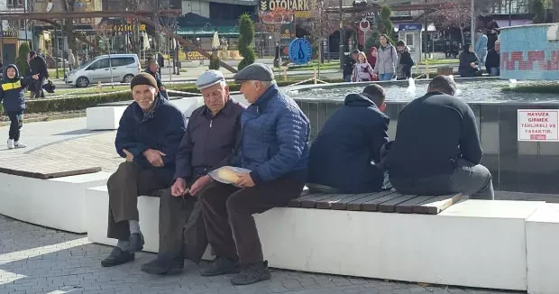 Kütahya haberleri Kütahya da emekliler aktif çalışanları geçti! İşte şaşırtan sayı 03 Aralık 2025