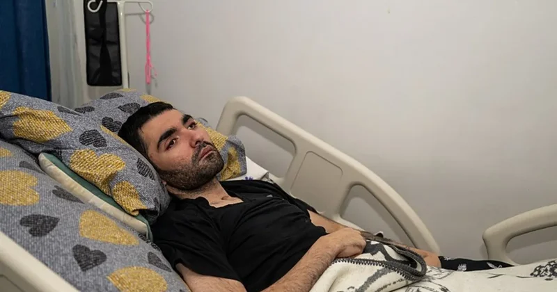 Trafik kazasında yatağa bağımlı hale gelen Mert Yüksel için tedavi umudu sürüyor