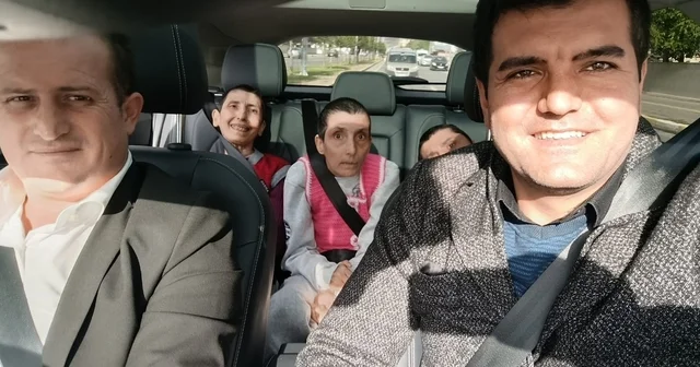 Yerli ve milli otomobile binmek isteyen üç engelli kardeşin isteği karşılıksız kalmadı Sivas Haberleri