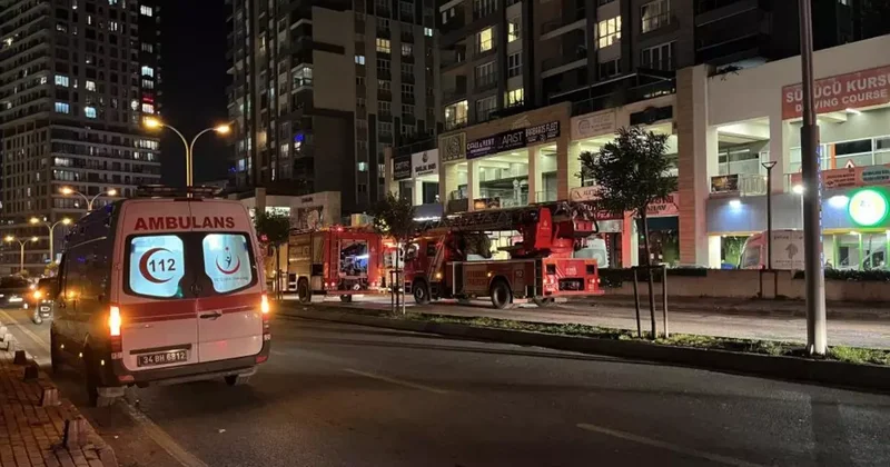 Başakşehir’de restoran yangını: Binayı dumanlar sardı, mahsur kalanları itfaiye kurtardı