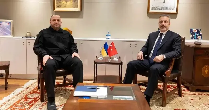 Bakan Fidan Ukrayna Ulusal Güvenlik ve Savunma Konseyi Sekreteri Umerov ile görüştü Politika Haberleri