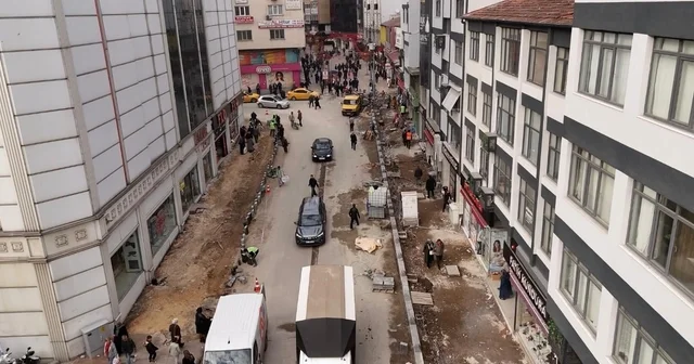 Karabük ün en işlek caddelerinde yenileme çalışmaları sürüyor Karabük Haberleri