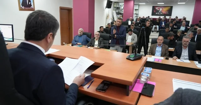 Adıyaman Belediyesi Aralık ayı meclis toplantısı yapıldı Başkan Tutdere: 475 bin ton asfaltla Adıyaman tarihinin en büyük çalışmasını yürütüyoruz Adıyaman Haberleri