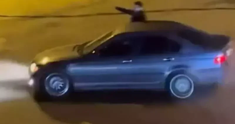 Ümraniye’de drift atan otomobil kamerada