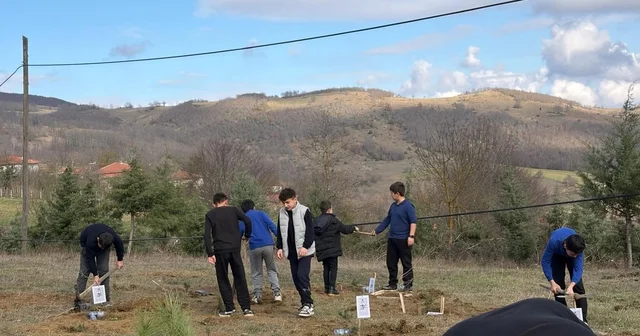 Kavak ta doğa için fidan, eğitim için kitap desteği Samsun Haberleri