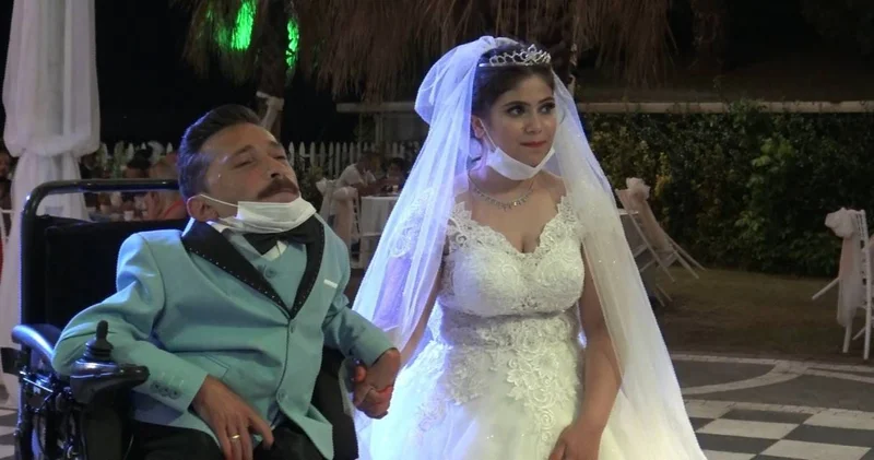 Engelleri aşan aşkta 9. yıl: Sevgimizden hiçbir şey eksilmedi