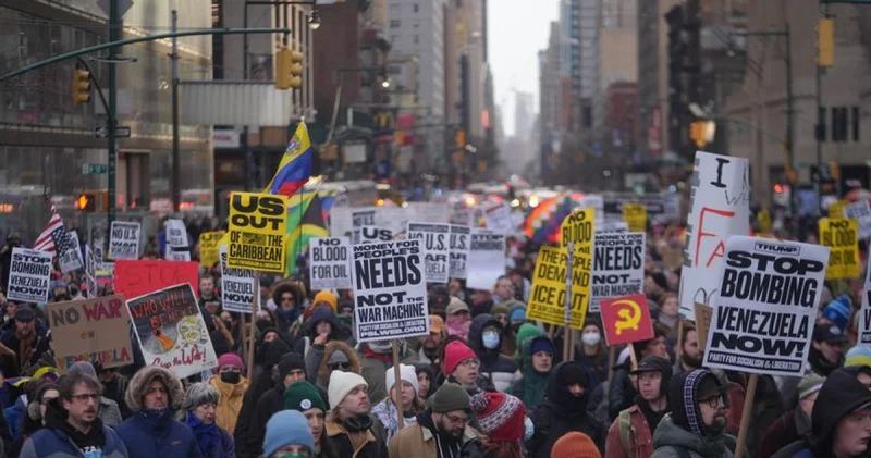 New York ta Maduro nun yakalanması protesto edildi Dış Haberler