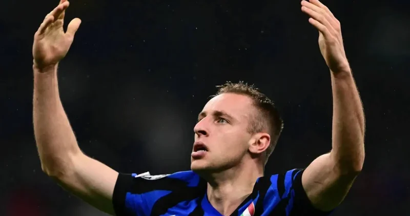 Galatasaray, Davide Frattesi için cepleri boşaltmaya hazır: Yıldız oyuncu için ayırılan bütçe dudak uçuklattı