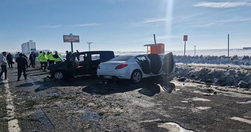 Diyarbakır da buzlanan yolda can pazarı: 12 yaralı