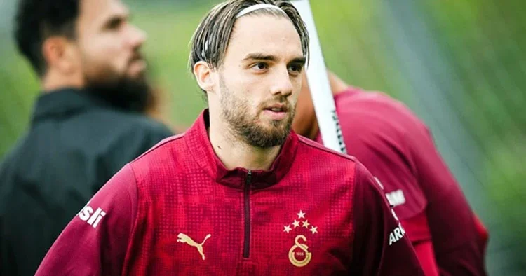 Galatasaray da Berkan Kutlu ile yollar ayrıldı!