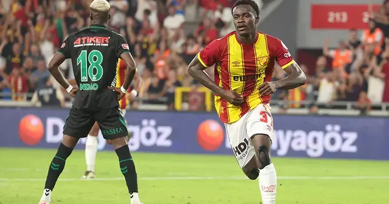 Göztepe de Dennis ve Taha hareketliliği