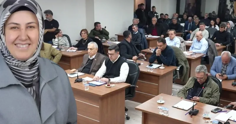 AKP li Meclis üyesi bu kadarı da olmaz dedirtti: Bana seçilme hakkını Atatürk değil Erdoğan verdi!