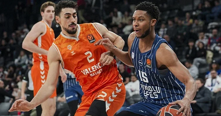 Anadolu Efes 107 90 Valencia (EuroLeague)