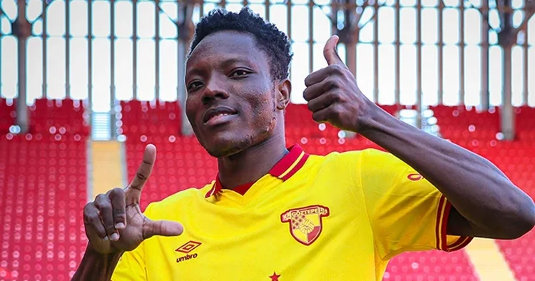 Göztepe den orta sahaya takviye