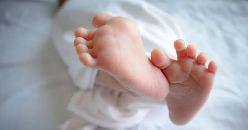 Dünyanın farklı ülkelerinde yasaklanan bebek isimleri: İşte kırmızı listedeki isimler Sözcü Gazetesi