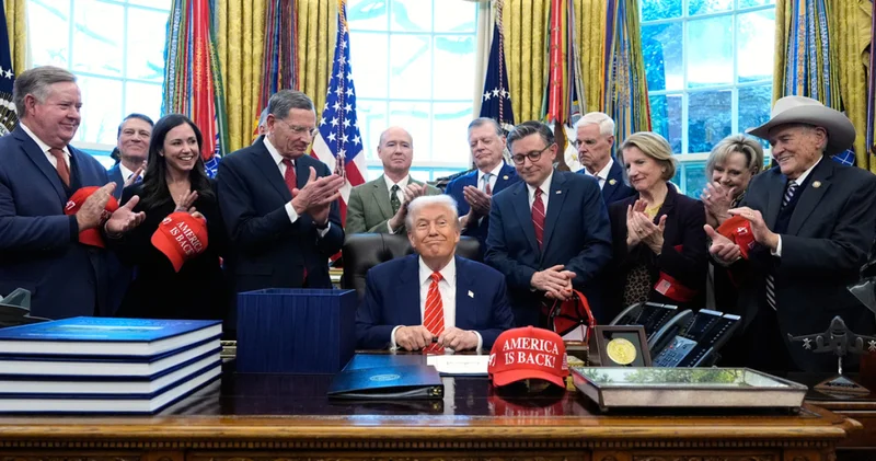 ABD Başkanı Trump, Epstein sorusu soran muhabire tepki gösterdi: Bir kez bile güldüğünüzü görmedim Dış Haberler