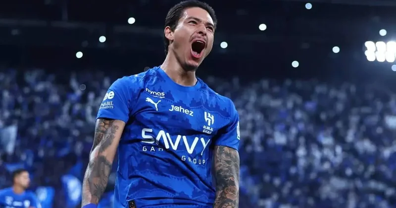 Kante transferini bitiren Fenerbahçe de Darwin Nunez sesleri!