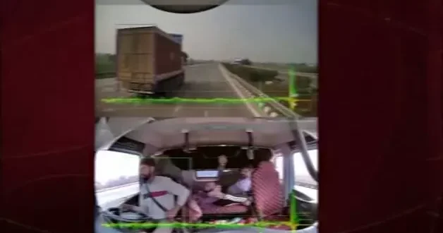 Hindistan da alkollü sürücü gişeleri yerle bir etti