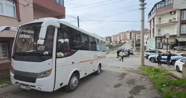 Kocaeli haberleri Kocaeli de kahreden kaza: 1’inci sınıf öğrencisi Elanur öldü 04 Şubat 2026