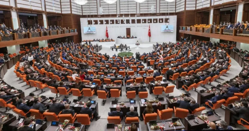 6 Şubat depreminin bütün sonuçları araştırılsın önergesi AKP MHP oylarıyla reddedildi